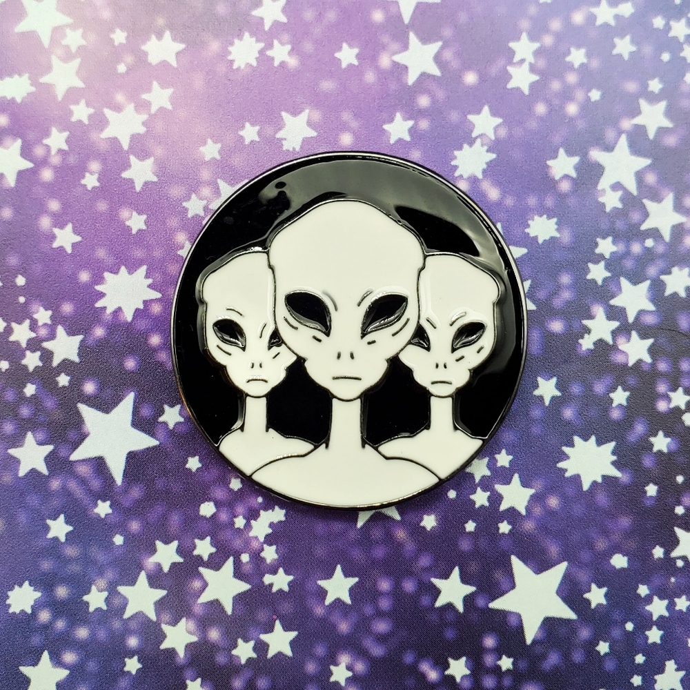 Alien Trio Enamel Pin